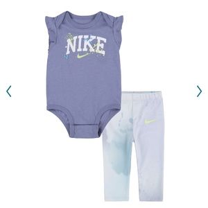 Nike Just DIY It Bodysuit & Leggings Set Size 24mo